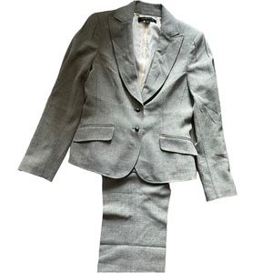 Ladies Pants suit in Brownish Tan